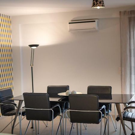 Spacious Fully Equipped 3Bd 2Bath Apt In The Heart Of City With Balconies Ac And Fast Wifi #2 Ηράκλειο Κρήτης Εξωτερικό φωτογραφία