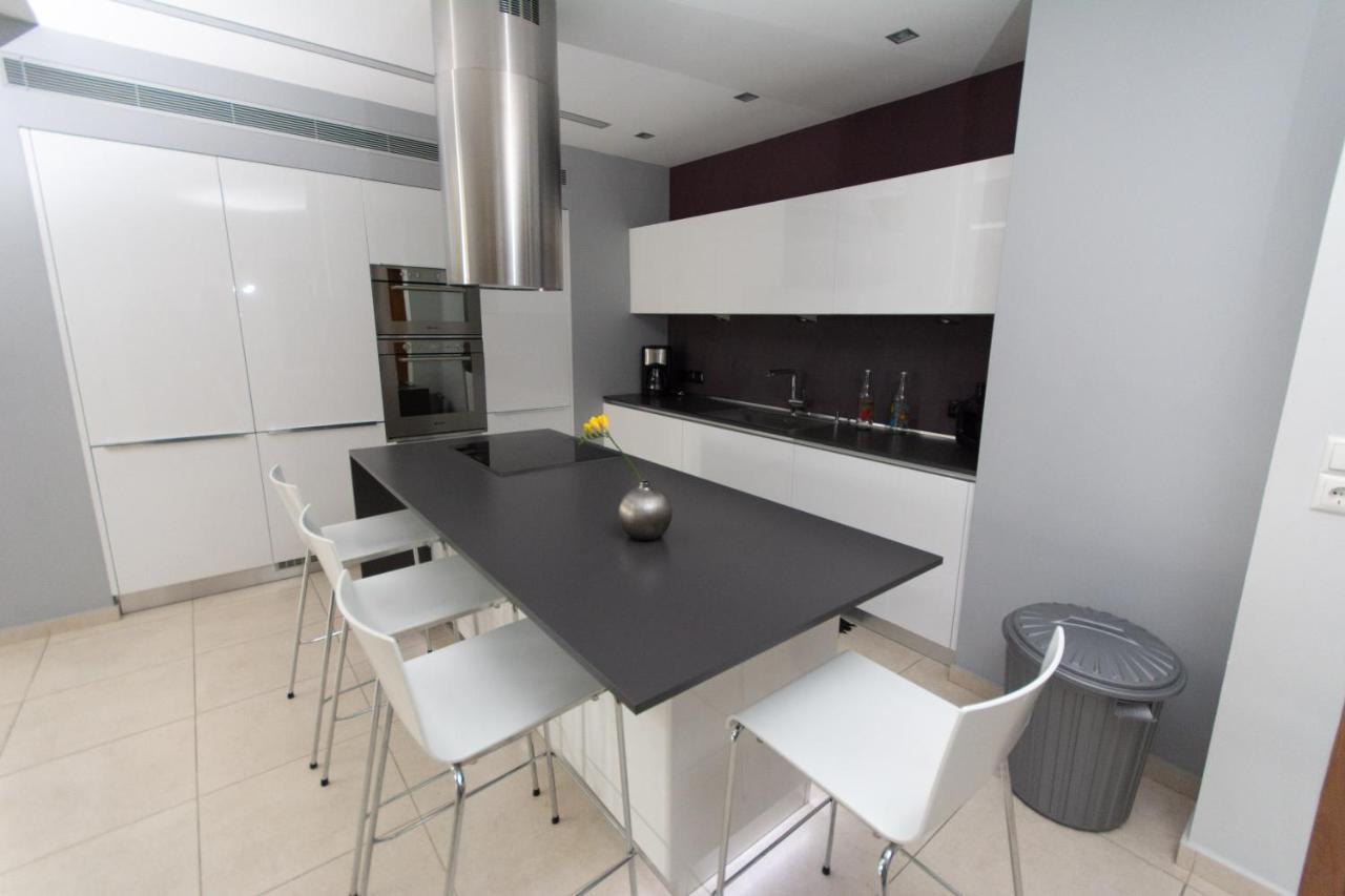 Spacious Fully Equipped 3Bd 2Bath Apt In The Heart Of City With Balconies Ac And Fast Wifi #2 Ηράκλειο Κρήτης Εξωτερικό φωτογραφία